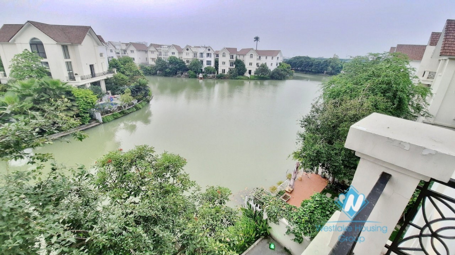 Adjacent four bedroom villas with backyard for rent in Vinhome Riverside Long Bien